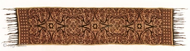 Gerinsing -double ikat - the most sacred of all Balinese cloths. Tenganan, Eastern Bali. Late 19th/early 20th c. Size: 203 x 49cm. Item no: B98. Visit www.tinatabone.com      