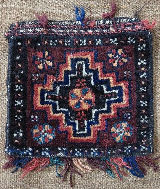 Baluch chanteh, size: 22*20 cm                            