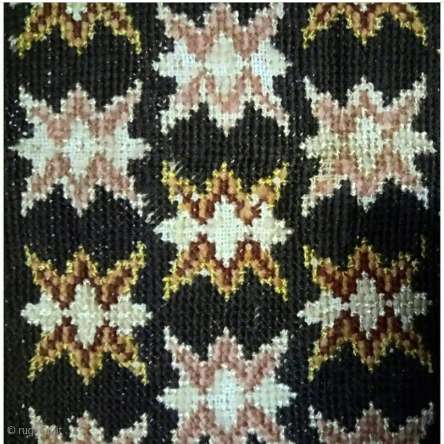 European embroidery, silk and wool on linen, size: 47*29cm.                        