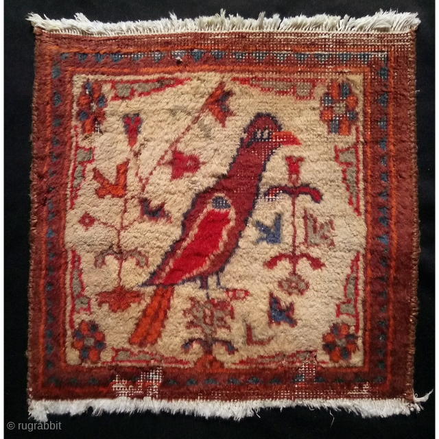 chanteh face rugs,  Pictorial of a lone bird design, size: 31*30 cm                    