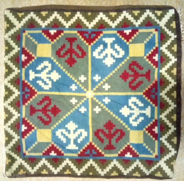 cushion Swedish kilim(Rolakan technique), no: 407, size: 60*59cm.                         