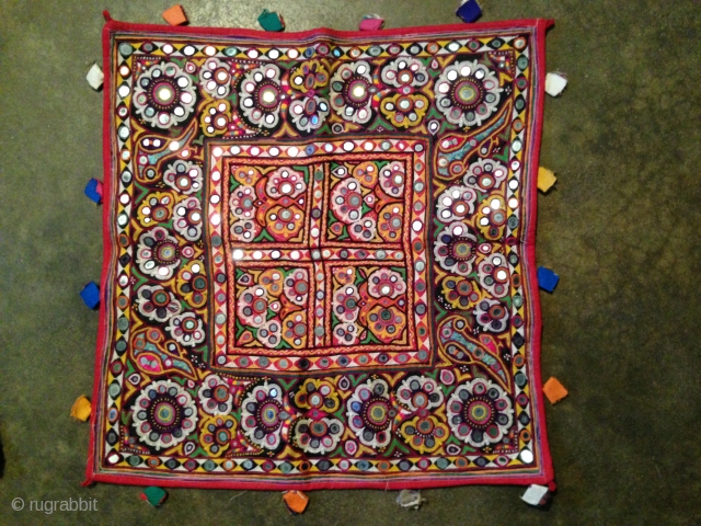 RABARI EMBROIDERY PIECE

FROM GUJARAT

 SIZE: 63 X 63 CMS

 VERY OLD AND GOOD CONDITION.

                   