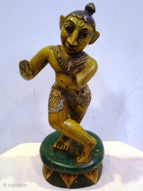 OLD WOODEN KRISHNA FROM SOUTHERN INDIA KARNATAKA....
USED AS STATUE OR TOY FOR CHILDREN....                    