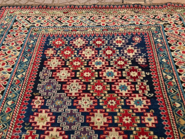 CAUCASIAN  SIRVAN  CHI CHI  CM 1.53 X 1.09  1860/80                    