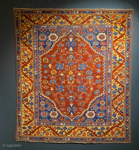 West Anatolian Kula Rug cm  1,65 x 1,41 18th century. excellent condition 
please more information info@anatoliantappeti.com
sadettinufuklar@gmail.com                