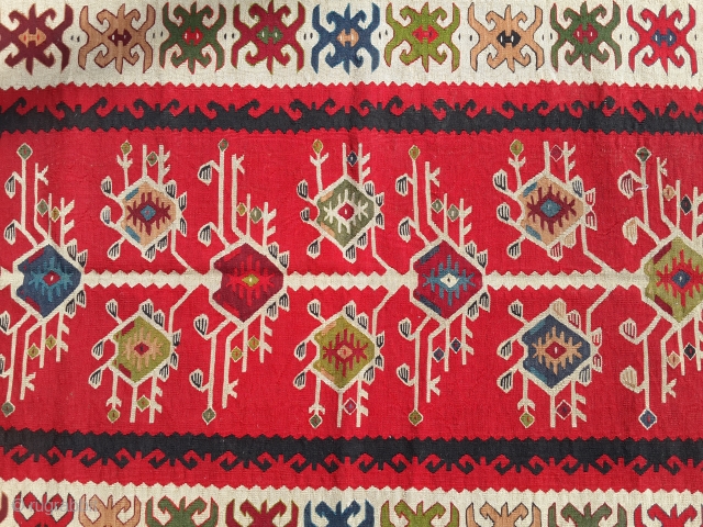 Antique sarkoy Pirot kilim with nice three of life design.
prayer size: about 150 x 100 cm
Perfect condition, finest weaving              
