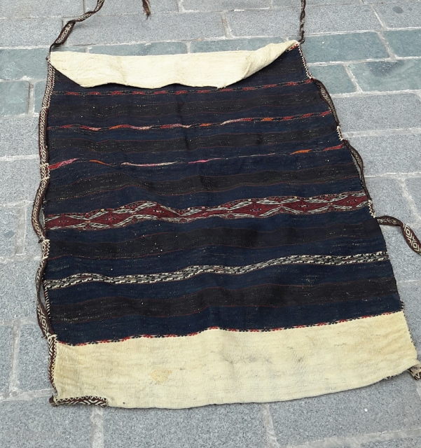  19.centry Anatolian Flatwoven Grain bag with nice natural colors and original Kilim backing,good condition age and design.E.mail for more info and pics. pls         
