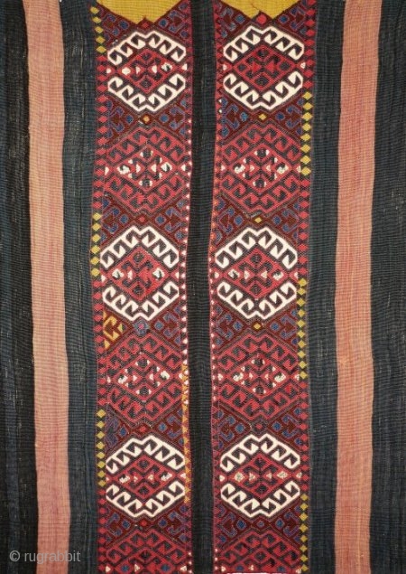 # 811 Kurdish cuval, 103/153 cm (unsewn), Malatya area, Southeast Anatolia, ca. 1900, very good condition, cf. Landreau, No. 21!
For more offers of wonderful collector's pieces please visit our website:  www.oriental-textile-art.de  ...