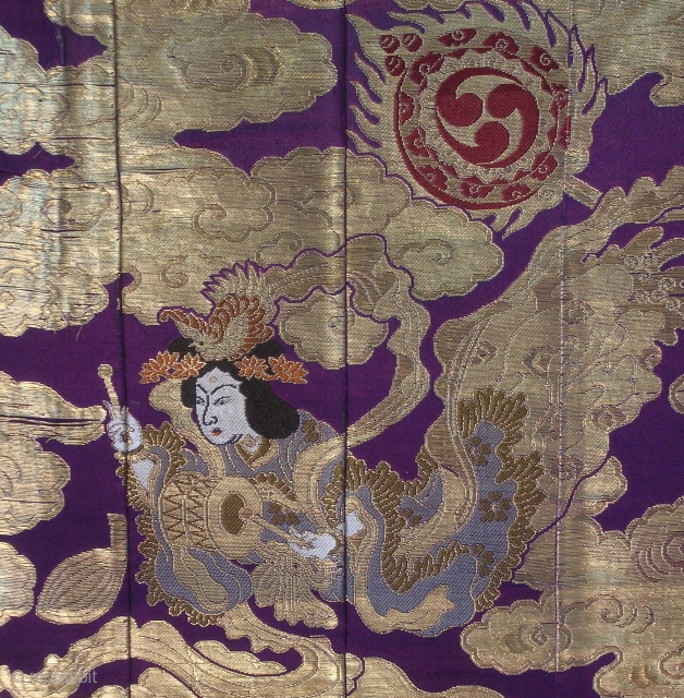 Silk temple cloth, Japan, Meiji (circa 1900), cm 168x30. This is a vintage ‘ouhi’, part of a ‘kesa’, a robe used by Buddhist monks, draped under one arm and fastened at the  ...