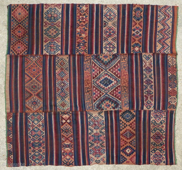 Vintage Bhutanese Charkhab rain cloak textile - Bhutan
Beautiful vintage Bhutanese Rain Cloak (Charkab). Wool twill weave with wool embroidery. Soft wool. Woven to be water resistant. Three panels sewn together. Hard to ...