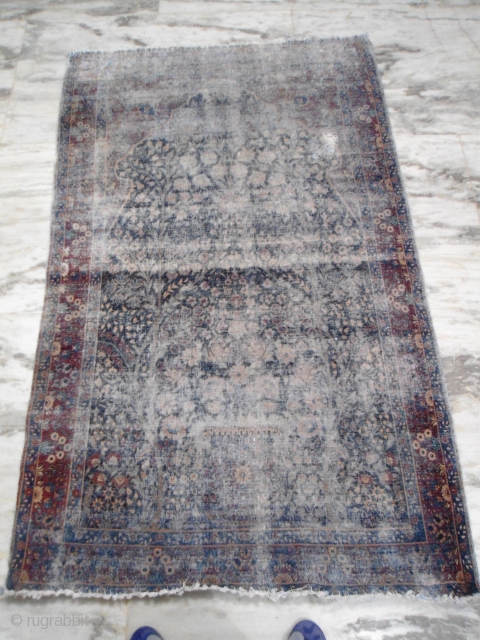 Antique Kerman Tree of life rug
Worn
6'x4'
Worldwide shipping : $75                        