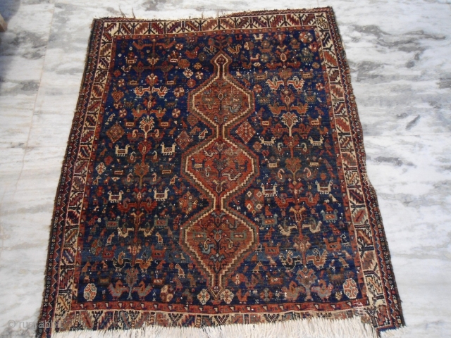 Antique Khamseh persian rug
size : 5 ft x 4 ft Approx.                      