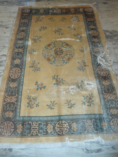 semi-Antique Chinese rug
5 ft 6 inches x 8 ft 7 inches
holes, good pile
                    