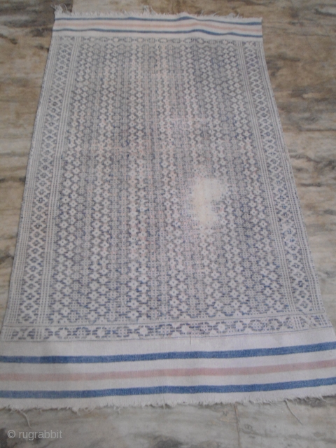 Antique jail cotton dhurrie, India
circa 1920s
4x6 ft
worldwide shipping                         