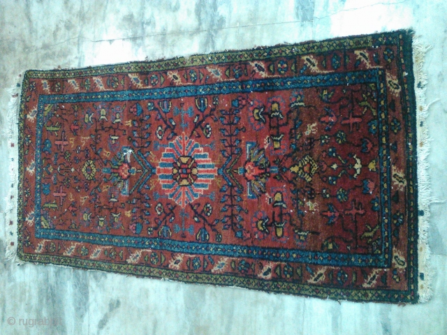 Antique Persian rug
2x4 ft                             