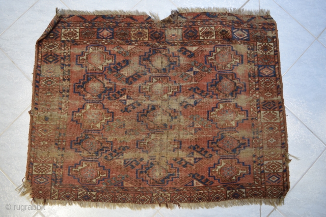 Turkmen chuval fragment from the XIX. century. 82cm x 108cm
Can ship it from Budapest, Hungary or you can pick it up personally in my shop. i can send you more pictures. Please  ...