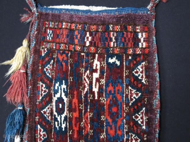 Yomud, Igsalik with all good colors 19th cent. size : 20" X 10" - 51 cm X 26 cm withut tassels            