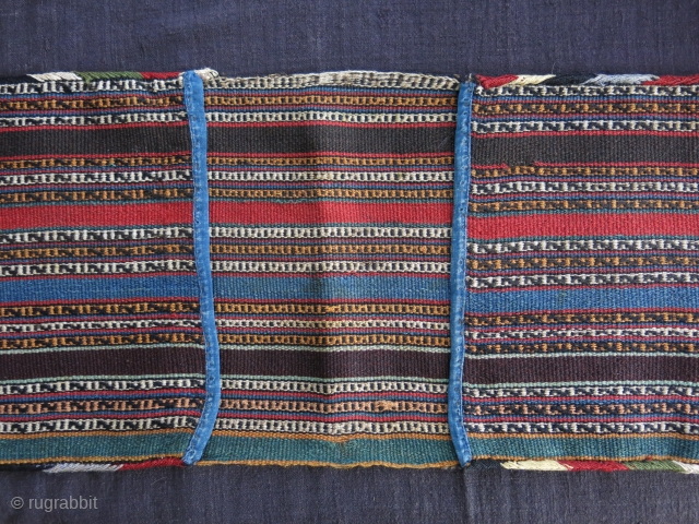 Northwest Of Persia Kurdish small double bag, warp face Jajim weave with saturated natural colors. Circa 1900 - size : 33" X 10"  - 84 cm X 25 cm   