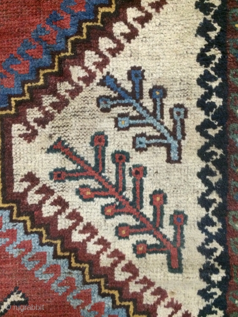 Qhasgai carpet size 270x165cm
                             