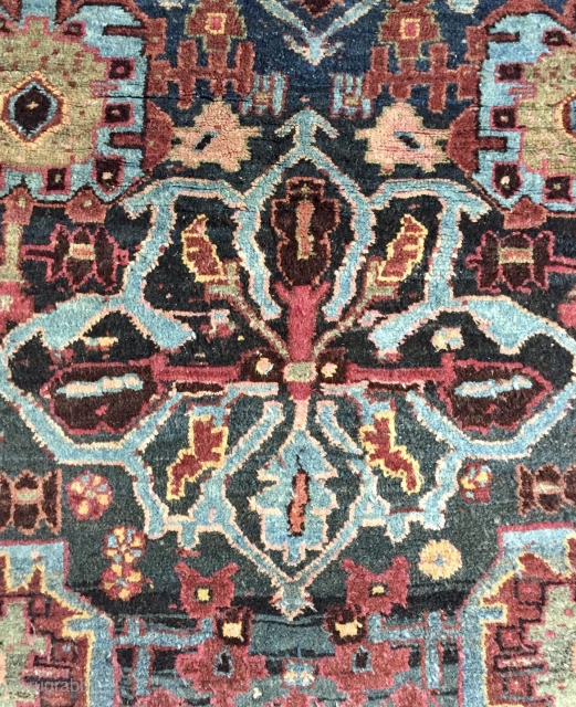 Very unusual bidjar carpet size 200x120cm                           