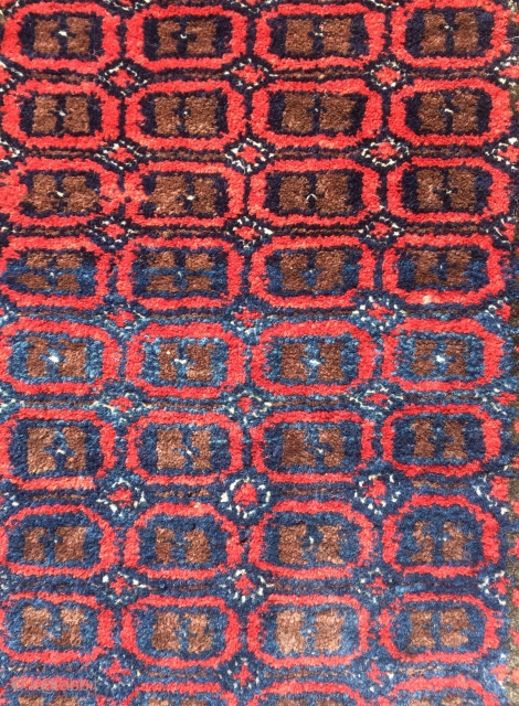 Very a rare design Beluch carpet size 147x82cm                         