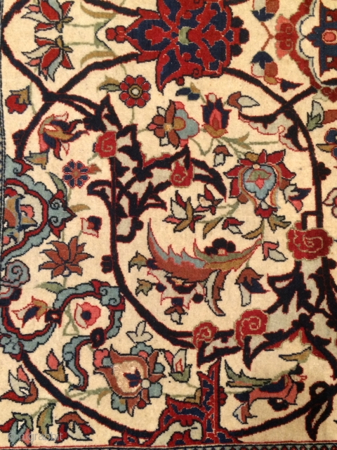 Very nice Esfahan carpet size 230x143 cm                          