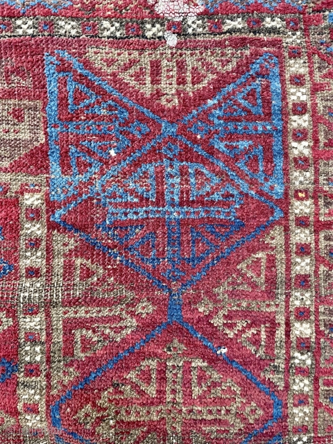 Very old beluch carpet size 272x168cm                           