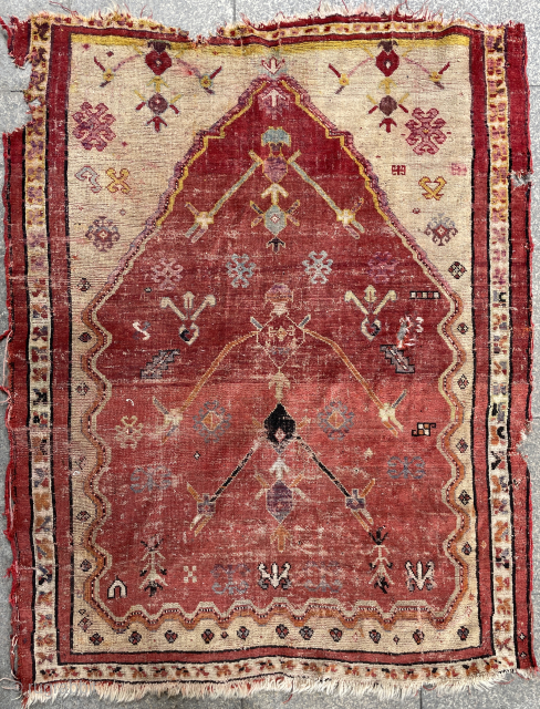 Anatolian prayer rug size 160 x 124 cm 
sanli-veysel@hotmail.com                        