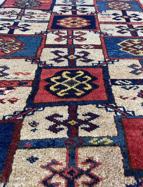 Anatolian Kurdish rug size 170 x 120 cm                         
