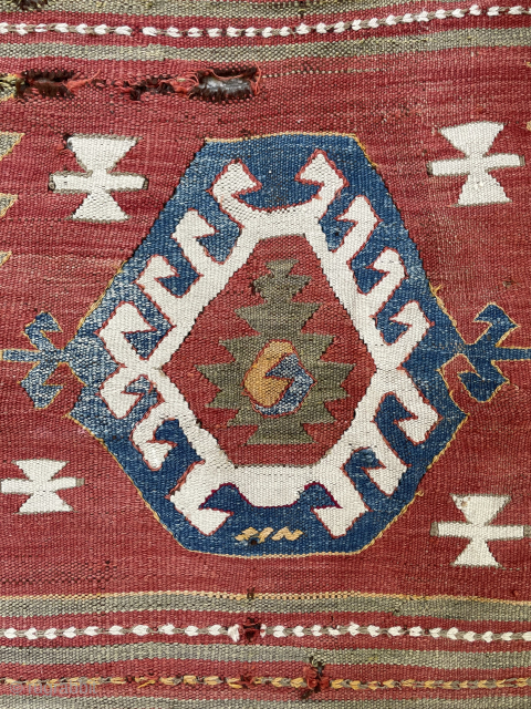 Anatolian Kilim size 120 x 160 cm
                          