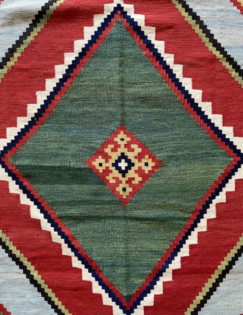 Very nice Qhasgai Kilim size 280x160cm
                           