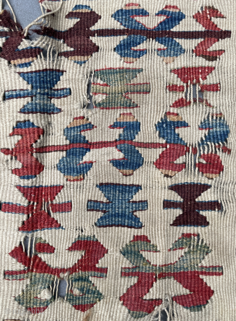 Anatolian fragmand kilim size 90x 80 cm sanli-veysel@hotmail.com