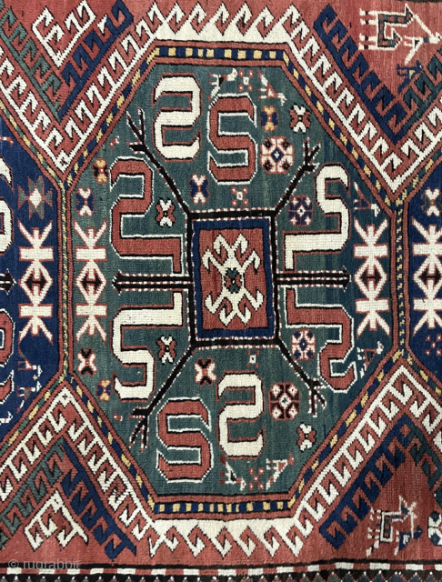 Cloudband rug size 250 x 160 cm