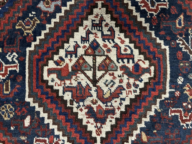 Shiraz rug size 240 x 190 cm