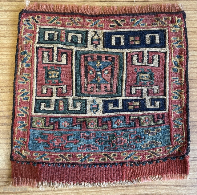 Very cute Shahsavan bag face circa 1840s  size 20x20cm                       