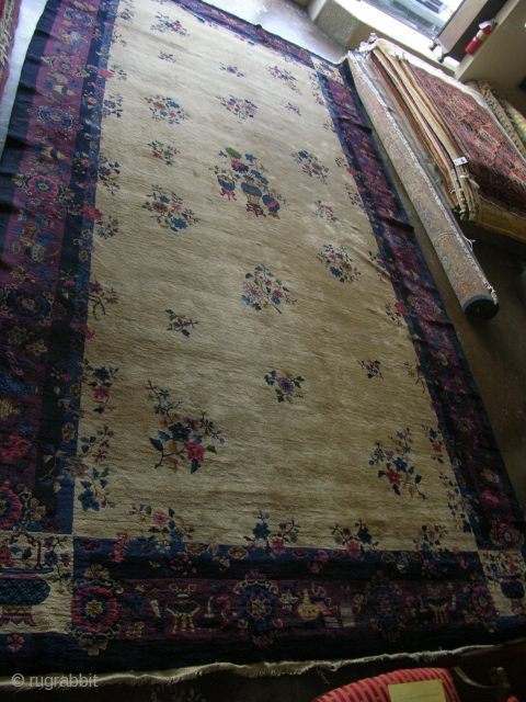 10X20 Chinese Rug 1900's nice condition more photos available

Victor Franco 
Franco Oriental Rugs  
                  