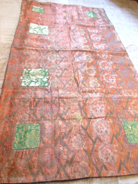 Rare Japonese Lampas KESA or Buddist kinran shawl 19c with five damask bands dating from 19th century. The Textiles used are often Chinese and earlier. Silk brocaded Lampas strip of paper called  ...