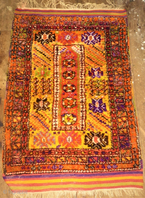 Small Yatak rug. Anatolia. Size: 99 x 132 cm. Full pile. Good condition.                    