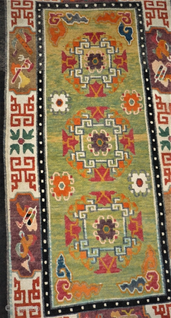 nice Tibet rug. Size: 91 x 178 cm. Perfect.                        