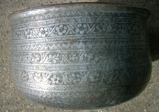 Very old handmade pot (bucket). Size: Diameter 35 cm, High 22 cm. Copper - tinned. 
                 