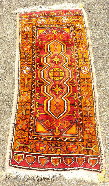 Very good Sivas Yastik. Size: 60 x 133 cm.