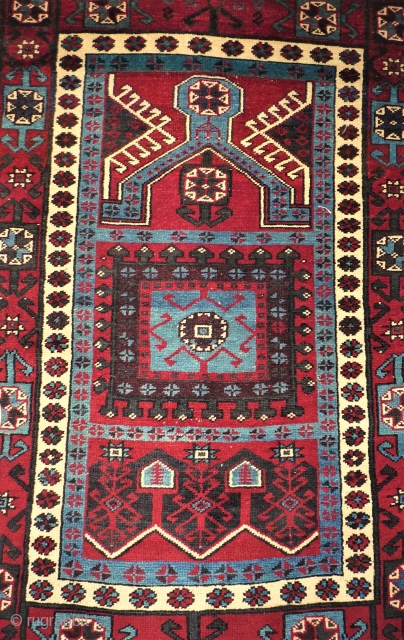 Interesting prayer rug. Size: 117 x 166 cm. Caucasian / Anatol rug.                     