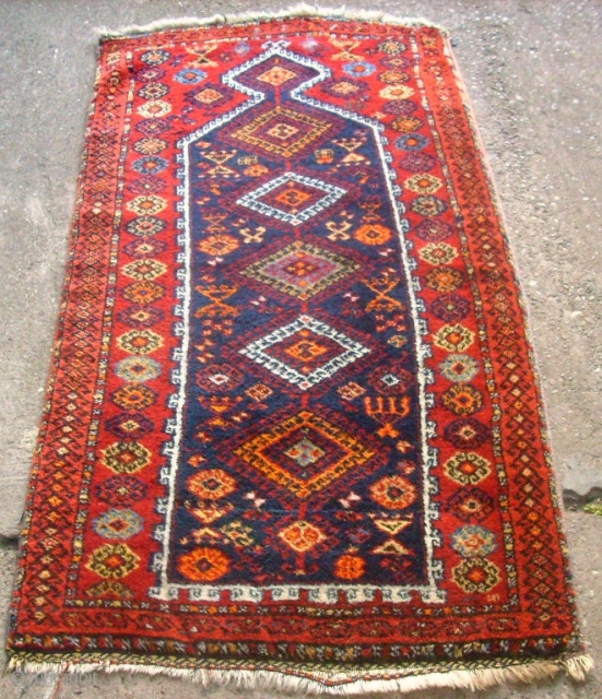 Very old Sivas Kürd Prayer rug. Size: 84 x 155 cm. One damage. Nice colors and  a special wool. Fine knotting.           