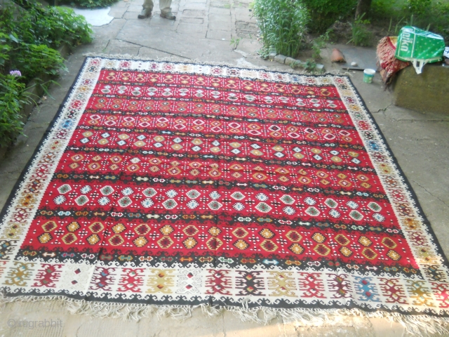 Antique Pirot Sarkoy kilim,named Bombe na table, rear and unusual pattern combination. 
Age: 20th century. Dimensions:about 340x280cm.                