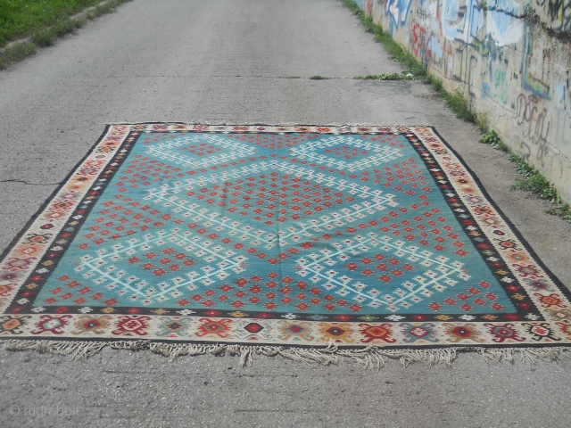 Old, unusual Şarköy Pirot kilim, measuring 340 x 280cm, with a pattern Venac on blue.

                  