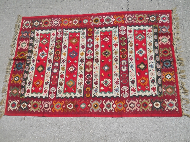  Beautiful, old Şarköy Pirot kilim, measuring approximately 200 x 150 cm, with a pattern Ksamir.
Ask about this 









              