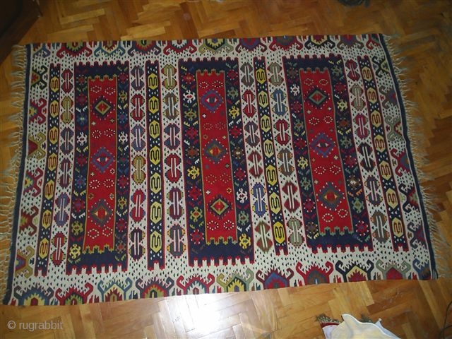 Antique Pirot sarkoy kilim
200x150cm, age: end of 19th century.
Named Kasmir...                       