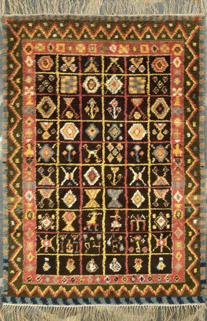 Finnish ryijy handmade by Aino Salo. Ryijy's (Swedish 'rya') are traditional Scandinavian wool rugs with a long pile, often 'shaggy', and usually between 2.5cm to 5cm (1 to 2 inches) in length.  ...