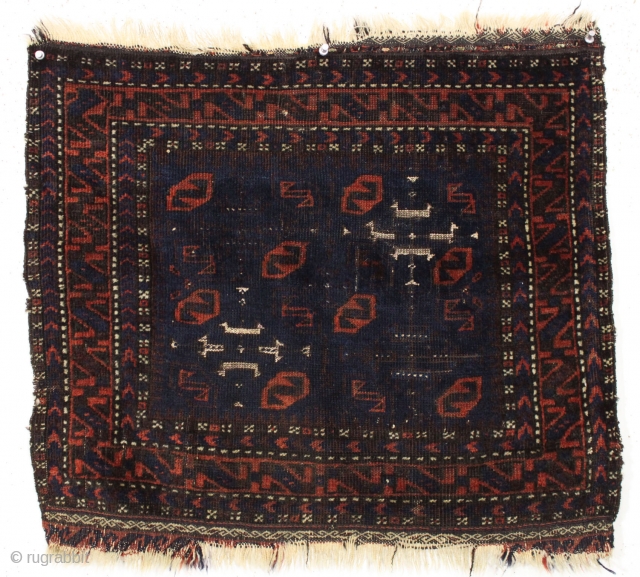 Baluch bagface with silk pile highlights. 23" x 25"                        