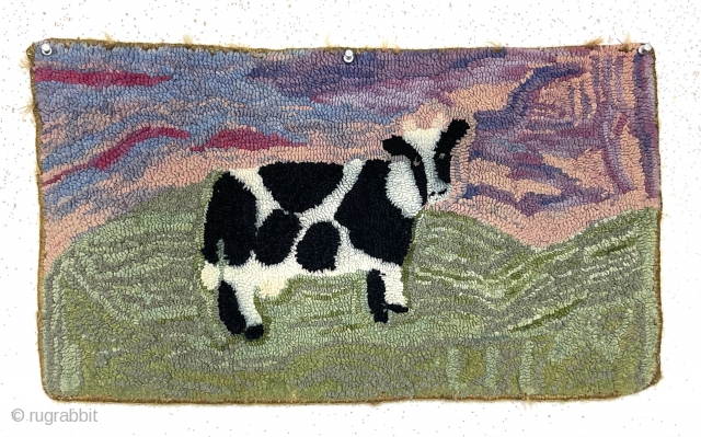 Holy cow! Old tiny hooked rug with a cow. No idea age or anything much about it other than I like it. Who doesn’t like cows? Seems reasonably clean and in good  ...